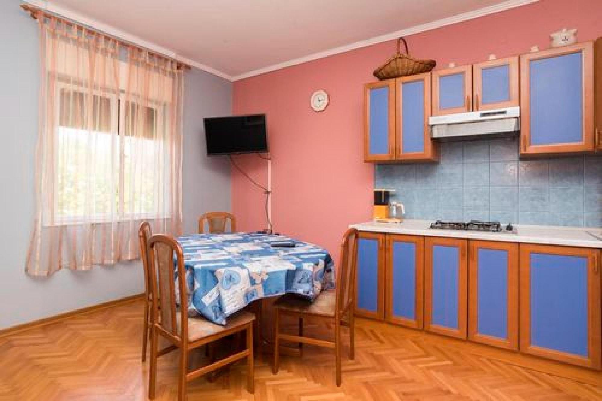 Apartman With A Parking Space - 22520